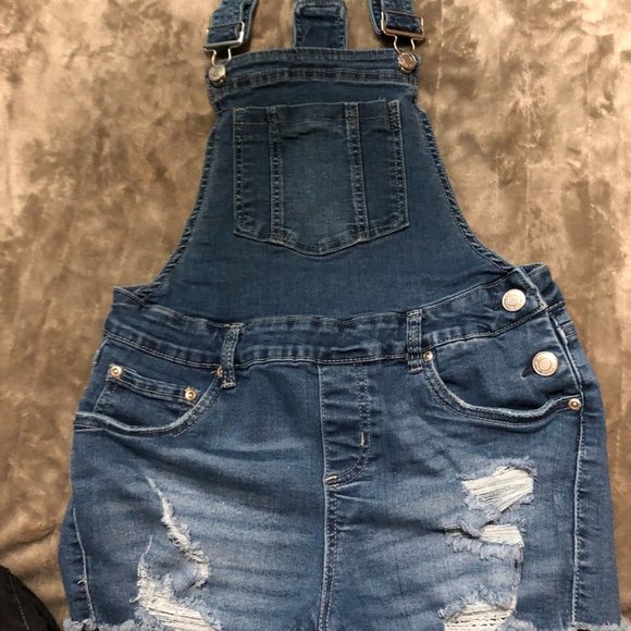 Size S shortalls from Bluenotes - Picture 2 of 8